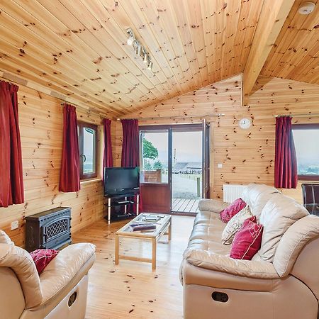 Trewythen Lodges Caersws エクステリア 写真